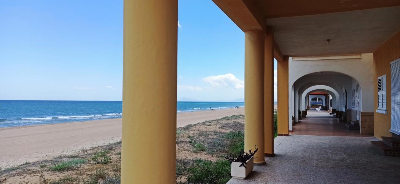 Sunset Room At Front Beach - Habitacion En La Playa Piso Privado Tavernes de la Valldigna Kültér fotó